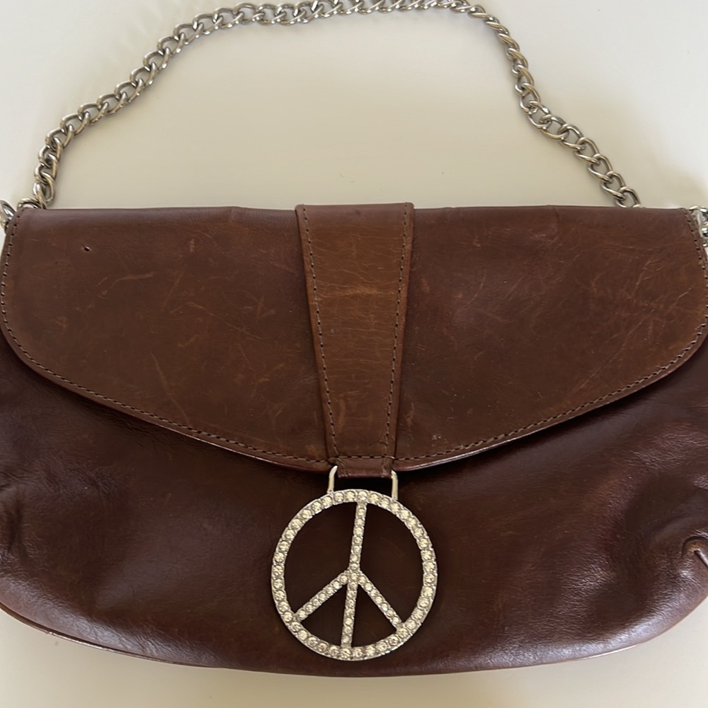 ❤️ Vintage Sherry Wolf Crystal Peace Sign Leather Convertible Clutch Bag w/Chain - Picture 15 of 15